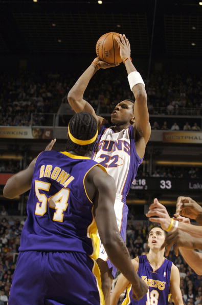 引援动作既 引援动作既